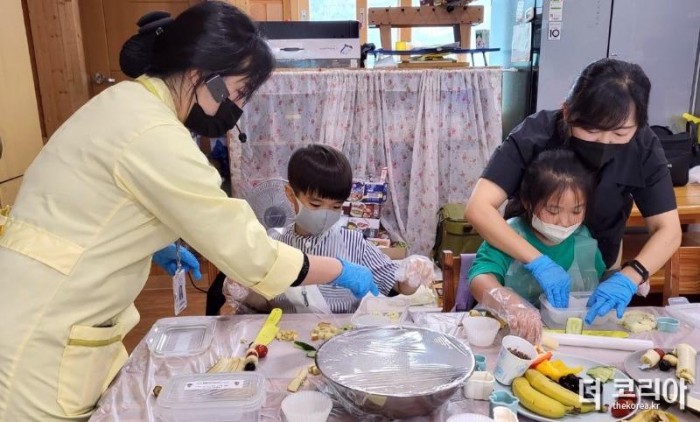 보도사진(3)-함평군 어린이급식관리지원센터, ‘저당·저염 쿠킹클래스’ 운영.jpg