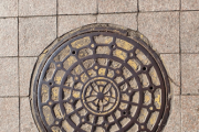 인천시립박물관, 개항의 역사 품은‘맨홀 뚜껑’유물로 소장하기로