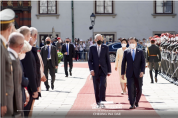 문재인 대통령, 오스트리아 국빈 방문... '공식환영식’ 일정으로 시작