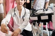 배우 김혜선, 영화‘신의선택’에서 산부인과 의사 완벽 변신..‘의외로 잘 울리는 포스’